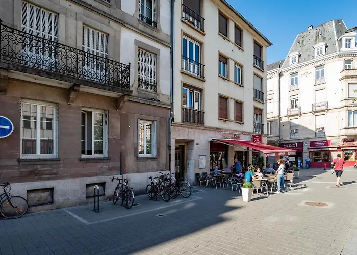 Appartement Centre - Quartier Gare&petite France Au 52 *